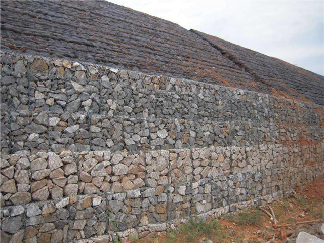 石籠網(wǎng)的安裝方法及用途 石籠網(wǎng)的安裝方法及用途